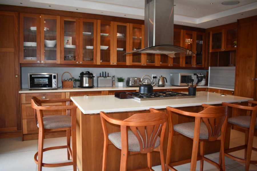 5 Bedroom Property for Sale in Gonubie Eastern Cape